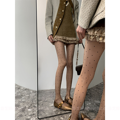 复古风轻熟穿搭咖色波点连裤袜