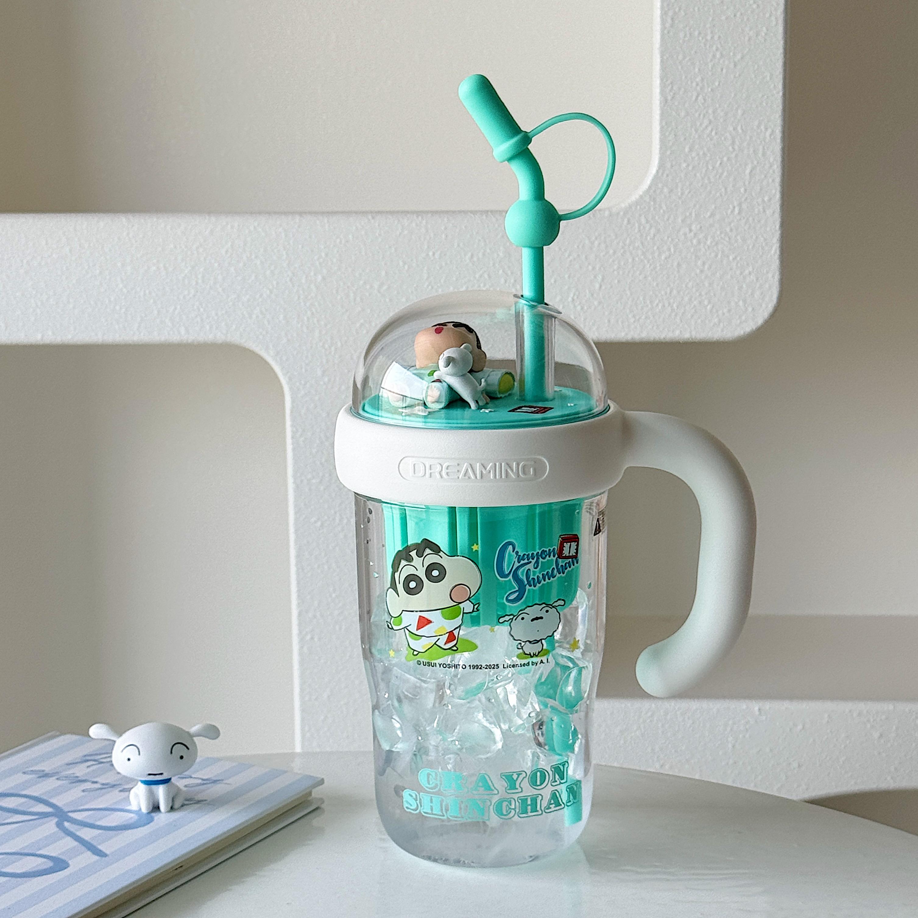 蜡笔小新水杯大容量吸管杯女生高颜值新款可爱学生杯子冰霸观景杯