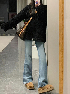 浅蓝色微喇牛仔裤女春秋2025新款高腰大码胖mm弹力显瘦直筒休闲裤