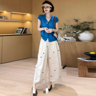 时尚休闲V领针织上衣波点阔腿裤两件套女夏季新款洋气韩版套装