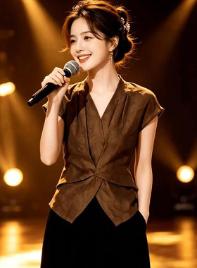 时尚洋气修身显瘦V领短袖衬衣小衫女夏新款小个子设计感韩版衬衫