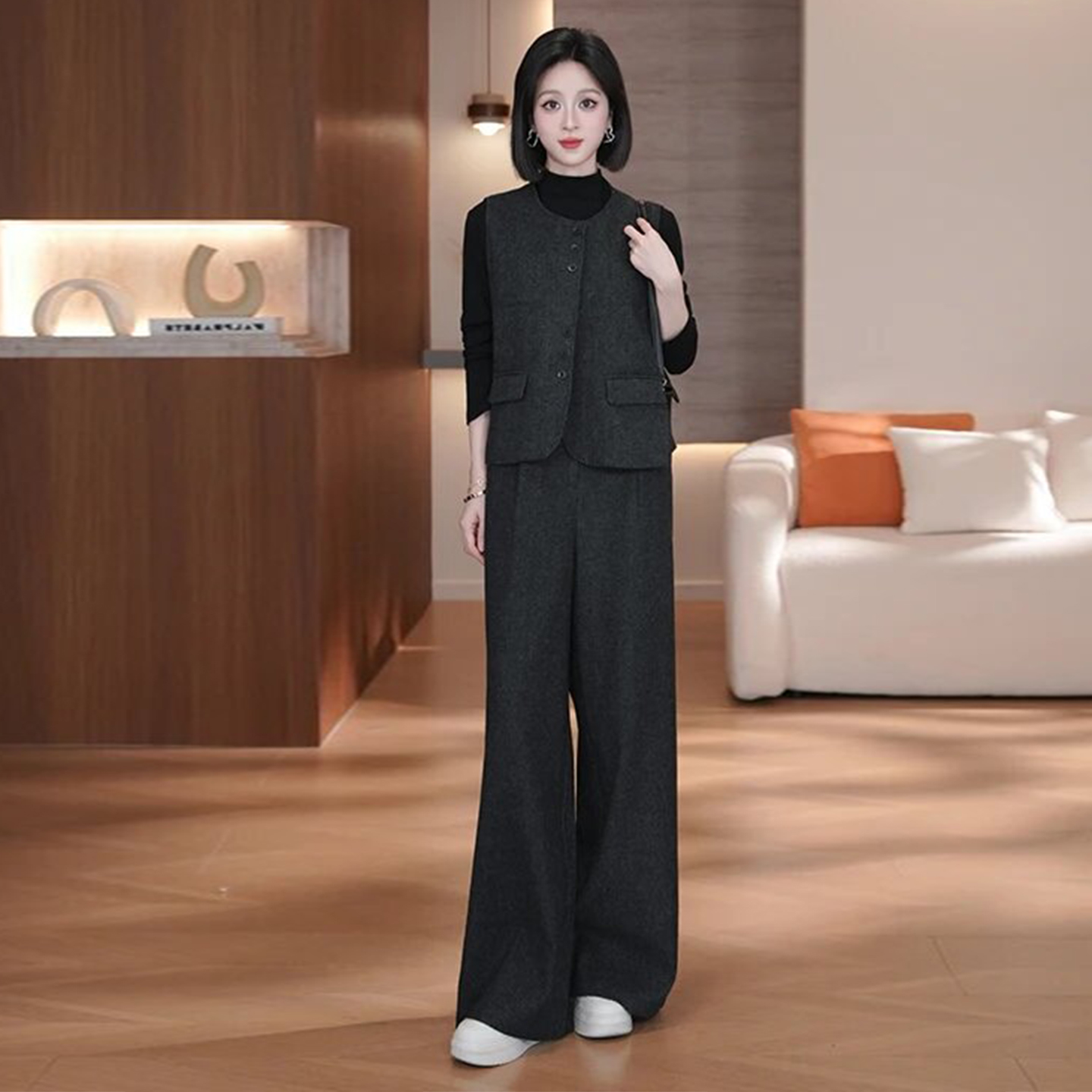 高级感时尚套装女春秋新款洋气质韩版减龄打底衫马甲阔腿裤三件套