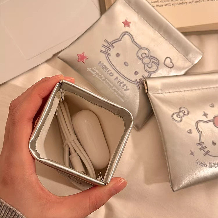 自动闭合弹片可爱KT猫咪收纳包PU皮防水便携口红数据线旅行收纳袋