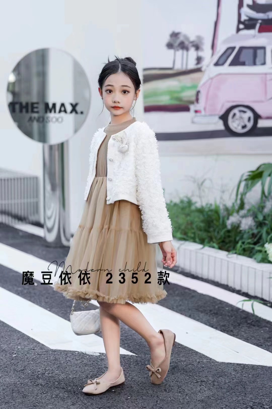女童连衣裙秋装2026新款洋气儿童中大童春秋款套装小香风公主裙子