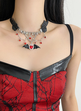 日系CoopKoop暗黑哥特风红色爱心蝙蝠项链女小众独特设计感锁骨