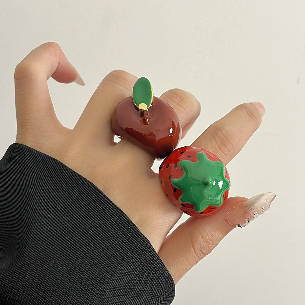 日系CoopKoop小众设计珐琅滴油缤纷草莓戒指女轻奢高级感指环