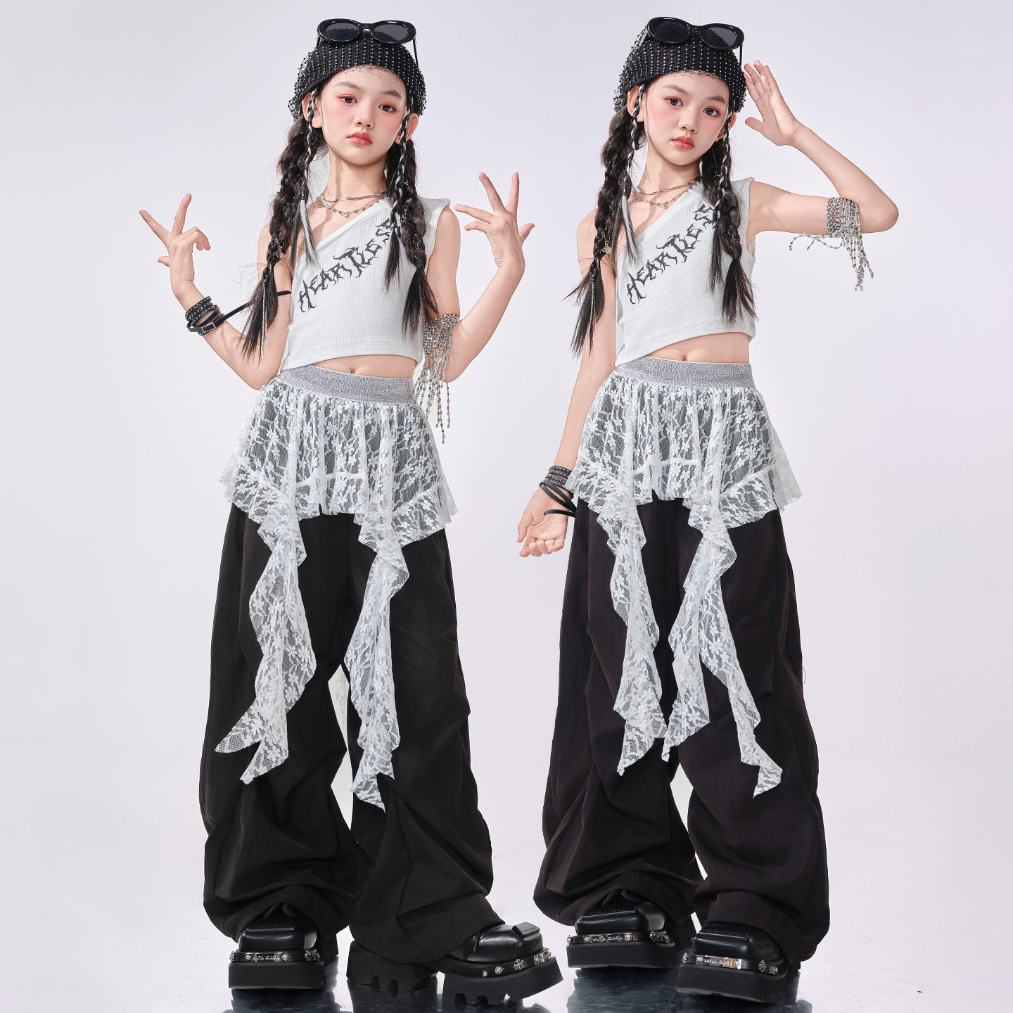 白色潮酷时髦jazz女团嘻哈