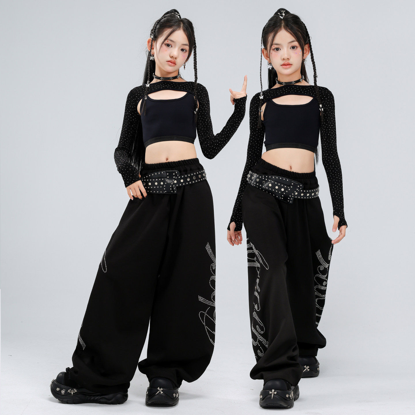 女童爵士舞服装露脐黑色亮钻吊带