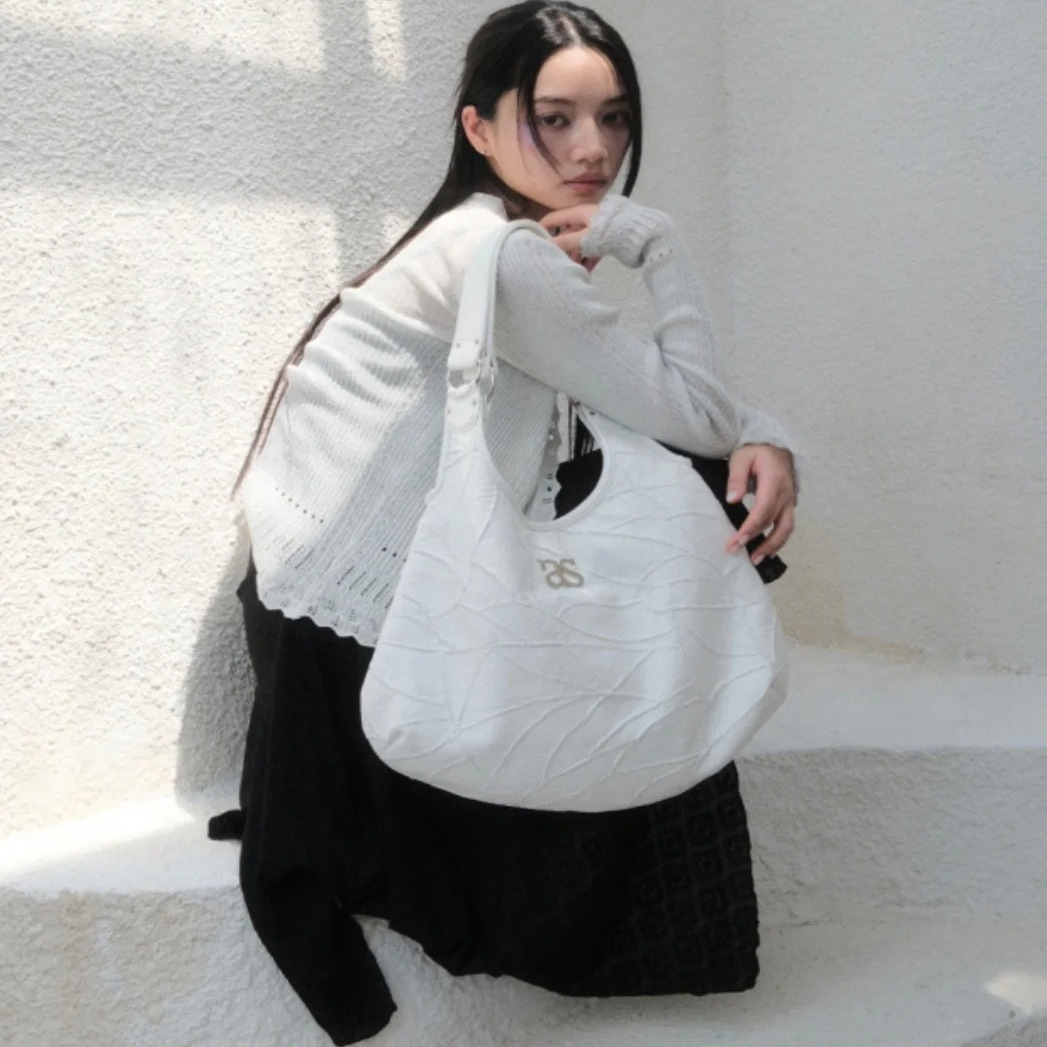 韩国小众设计柔软材料有裂纹设计