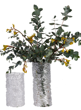 轻奢风样板房客厅插花电视柜摆件