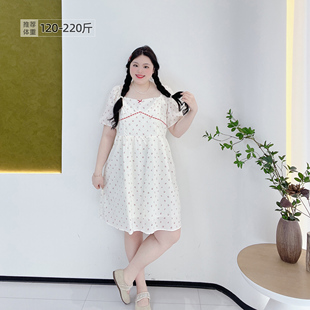 女装 胖莹莹大码 韩系甜美可爱减龄清新少女风小个子短裙显瘦连衣裙