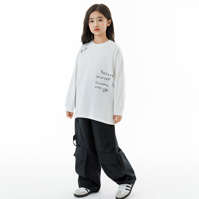 女童套装2026春季儿童个性字母长袖T恤工装裤两件套休闲上衣长裤