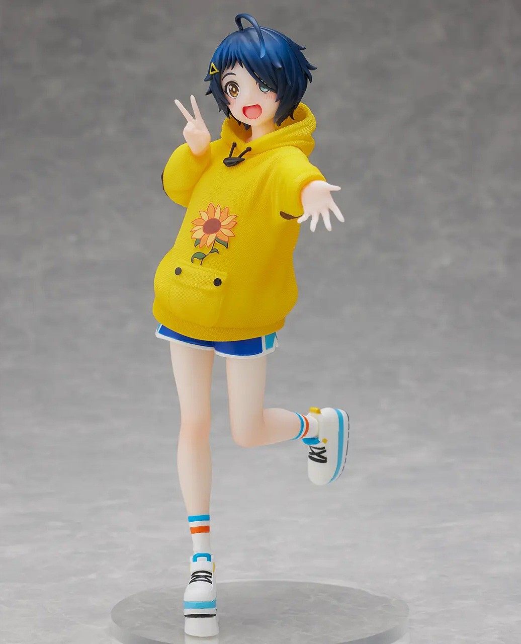 taito 奇蛋物语 女主 大户爱 黄色连帽衫 常服 风衣 景品手办