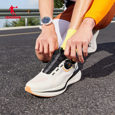 乔丹跑步鞋男款2025秋新款旋钮款网面透气轻便缓震防滑休闲运动鞋