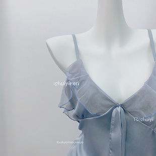 夏天纯欲风冰丝睡衣女带胸垫吊带睡裙女性感高级感轻奢蓝秋夏短裙