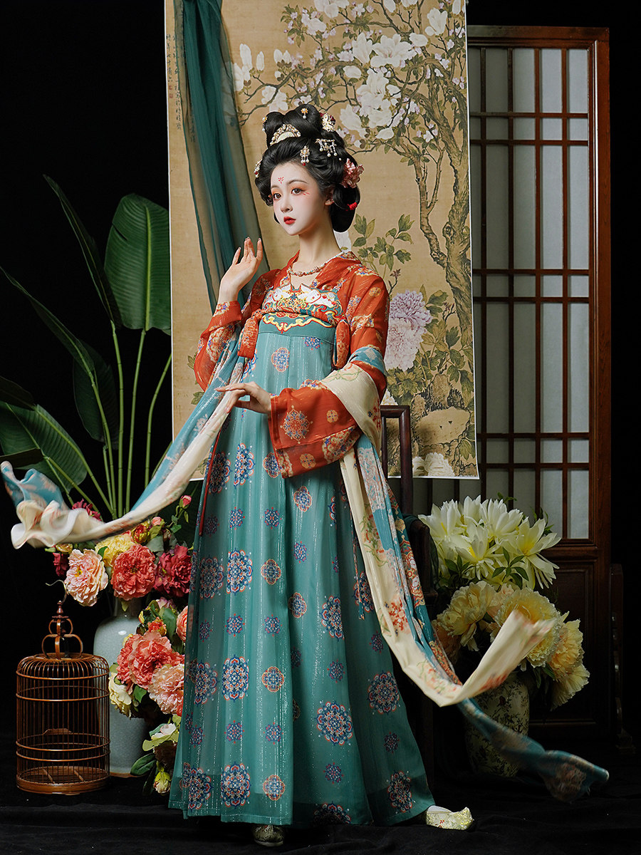 36음표 [당나라 황금기] 당나라 전통 한복 복원된 가슴 기장 스커트 화사한 일상 봄여름 스타일