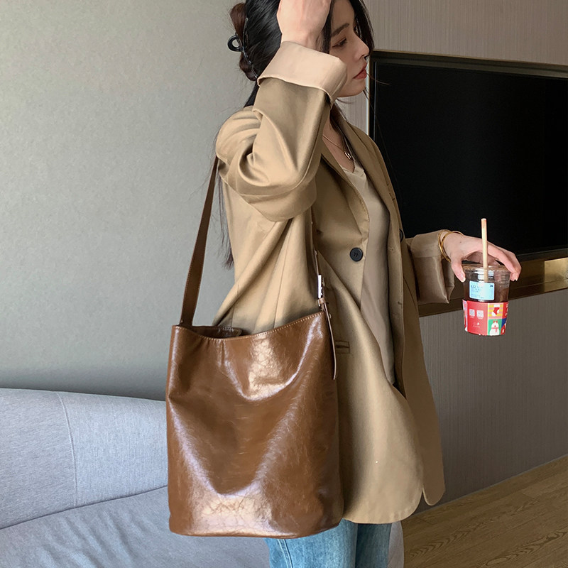 诗帯SHIDAI高级感轻奢大容量托特包女新款小众通勤百搭单肩斜挎包