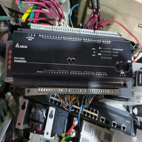 议价plc，DVP48EC00R3，功能包好，可维修