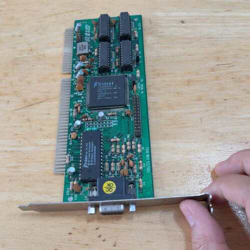 议价Trident TVGA9000i-3 ISA显卡，适用于8