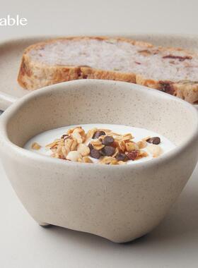 Hitable大耳朵三足钵不规则陶瓷碗创意三角小碗日常酸奶小饭碗