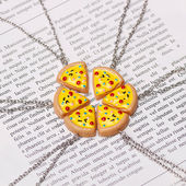 卡通风披萨六人拼接项链闺蜜饰品同学毕业礼物亚克力材质多人吊坠