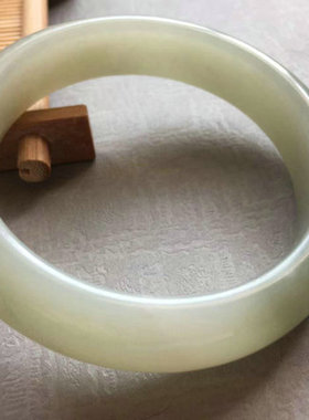 【新疆的第一场雪】和田玉手镯新疆且末料糖白玉手镯圆条扁条手镯