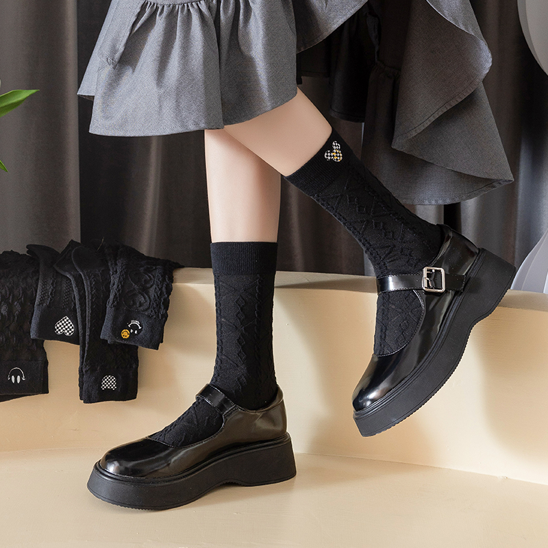 搭配小皮鞋刺绣纯棉美腿女中筒袜
