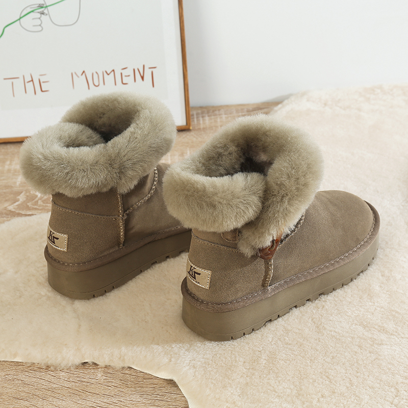 雪地靴冬季短筒皮毛一体棉鞋