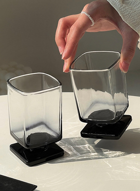 黑色高脚玻璃杯家用ins风高级感女生方形酒杯果汁咖啡杯香槟杯子