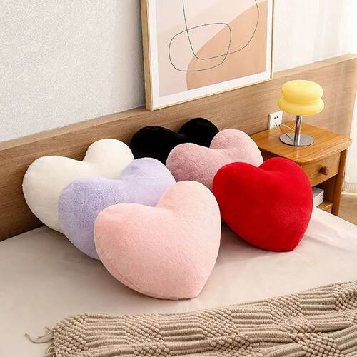 Cute Heart Shaped Pillow Soft Plush Throw Pillows Living Roo