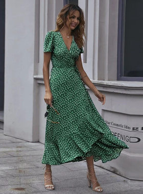 New Floral V-neck Lace-up Short-sleeved Dress Bohemian Beach