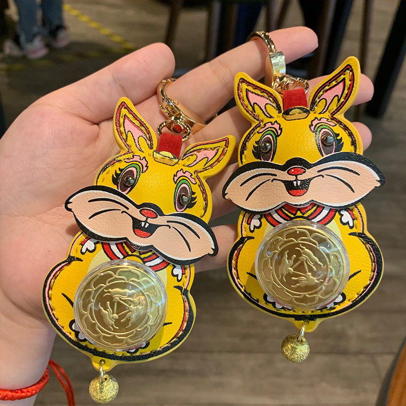 兔年赚赚兔钥匙链挂件可爱三耳兔时来运转新年礼品汽车钥匙扣