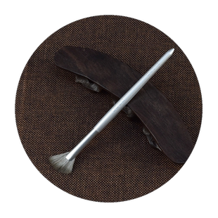 珠穆朗玛【亏本包邮】雪花银巨软化妆刷扇形高光刷初学者化妆工具