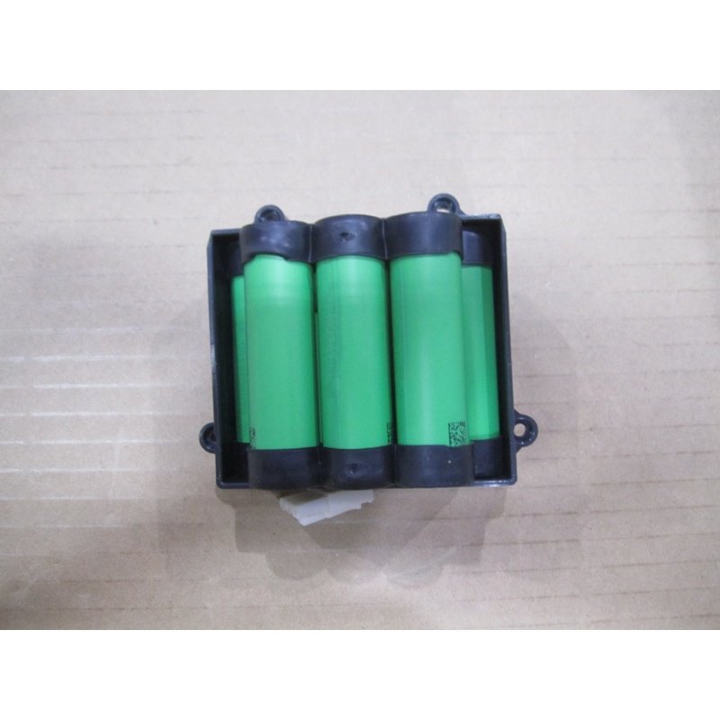 适用于飞利浦 吸尘器 FC6170 25V 充电电池 配件