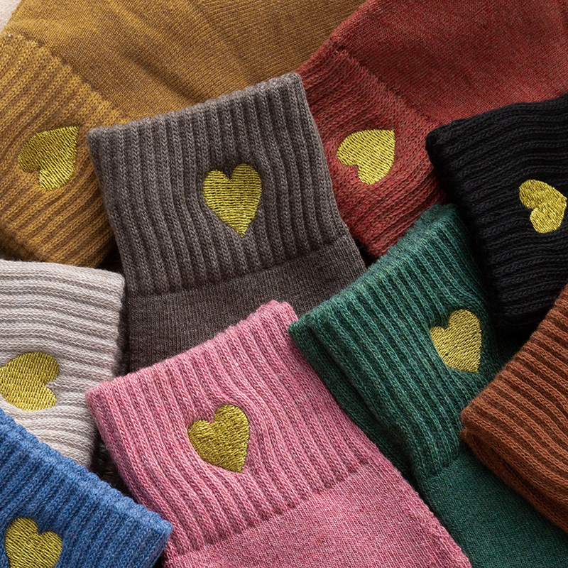 袜子女加厚保暖加绒中筒袜可爱日系秋冬季学院风爱心毛圈棉长袜