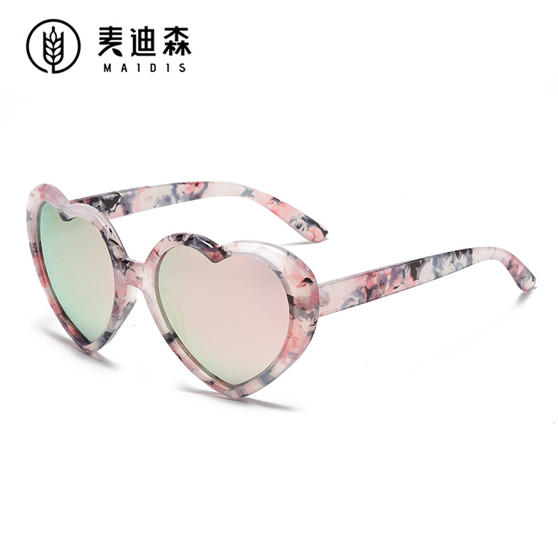 CutePeachHeartSunglassesL