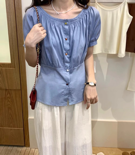 THIRTEEN设计感领口打揽扣子别致薄料小衫2024年夏季圆领淑女衬衫