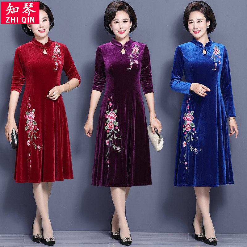 2020新款旗袍金丝绒连衣裙女气质中老年妈妈秋装阔太太长袖长裙子