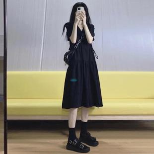 赫本小黑裙女夏季 收腰长裙子小个子高级感黑色连衣裙 2025新款 法式