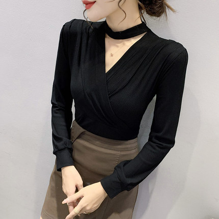 2025秋冬新款性感V领交叉T恤女长袖设计感洋气上衣紧身内搭打底衫