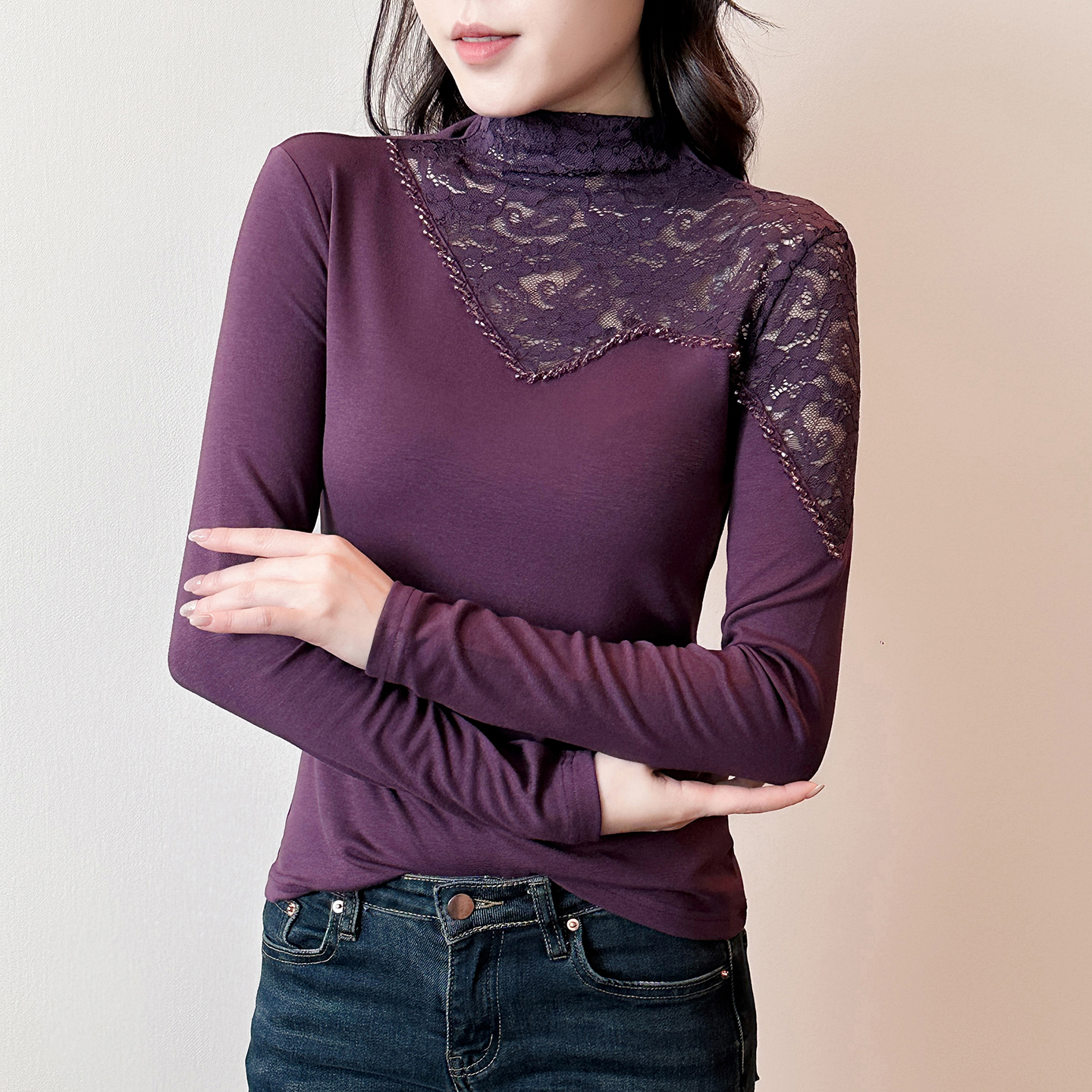 加厚磨毛打底衫蕾丝拼接钉珠上衣