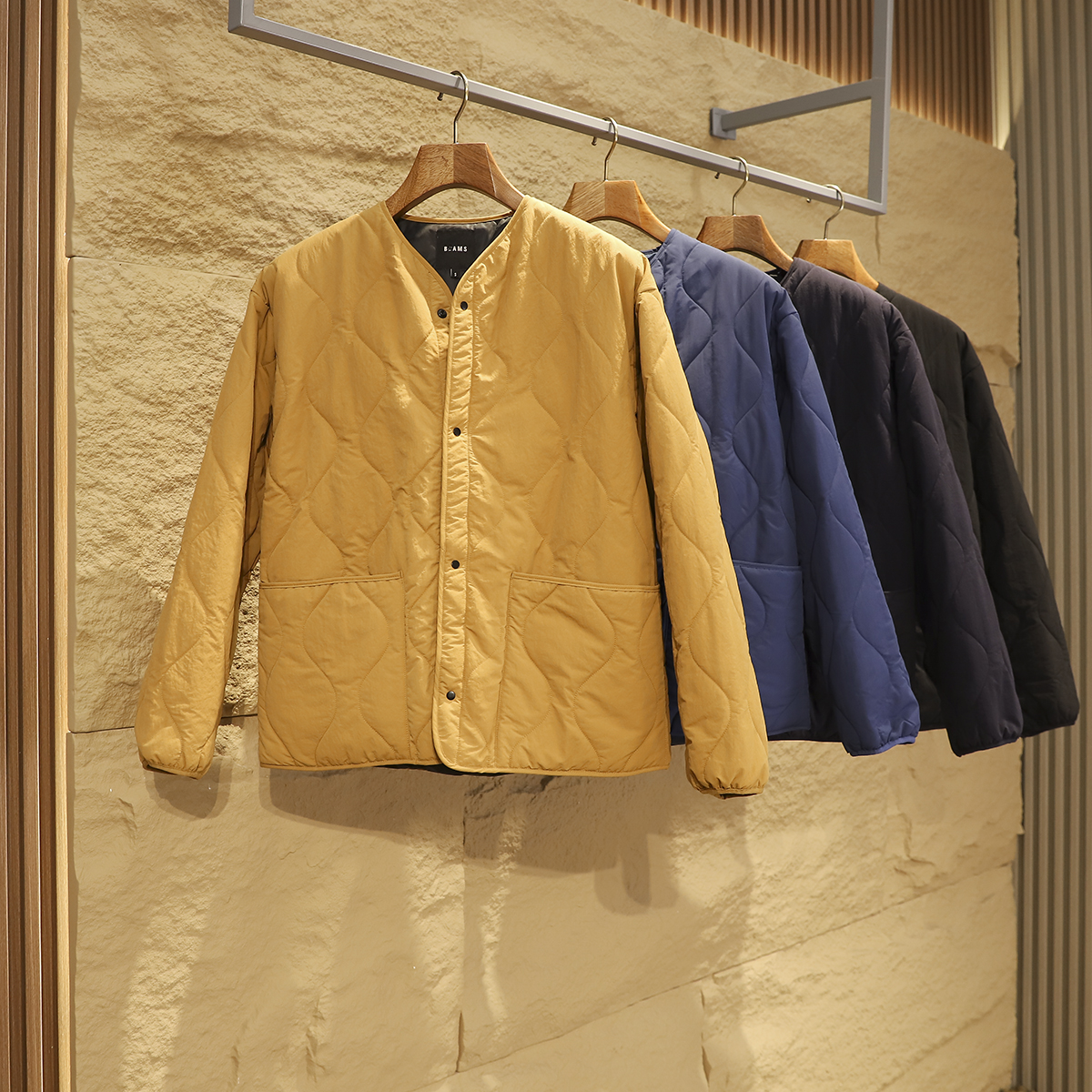 常规冬季防风保暖加厚羽绒服