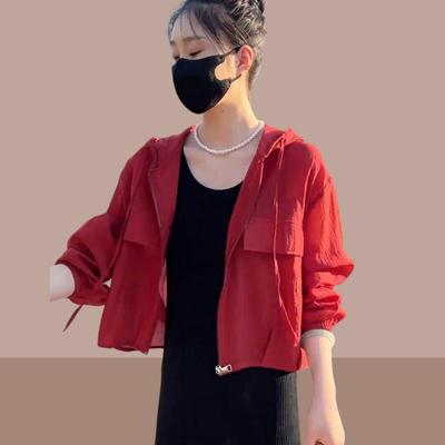 2025夏季新款女士高级感连帽防晒衣薄纱宽松小个子透气短外套上衣