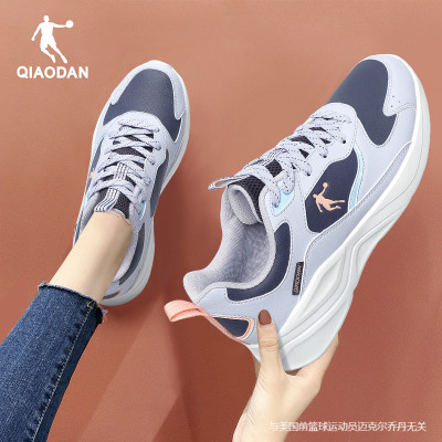 乔丹运动鞋女鞋皮面防水跑步鞋