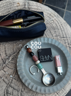 现货 cpb高级缎面口红唇釉收纳包补妆包口红包 迷你随身包