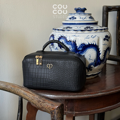 特价十个冲销量！CPB肌肤之钥正品手提双面防水男女化妆包洗漱包