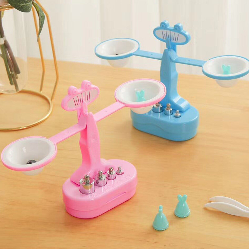 儿童玩具天平学生天平幼儿园小学重量的认识益智桌面游戏带砝码镊子科学启蒙配套教材