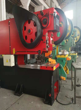 山东青岛倍思特125吨广告牌打孔定型J21S深喉冲床1250