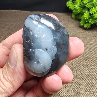 新疆和田玉真皮籽玉青花黑白分明蝙蝠钱币福在眼前多福多钱吊