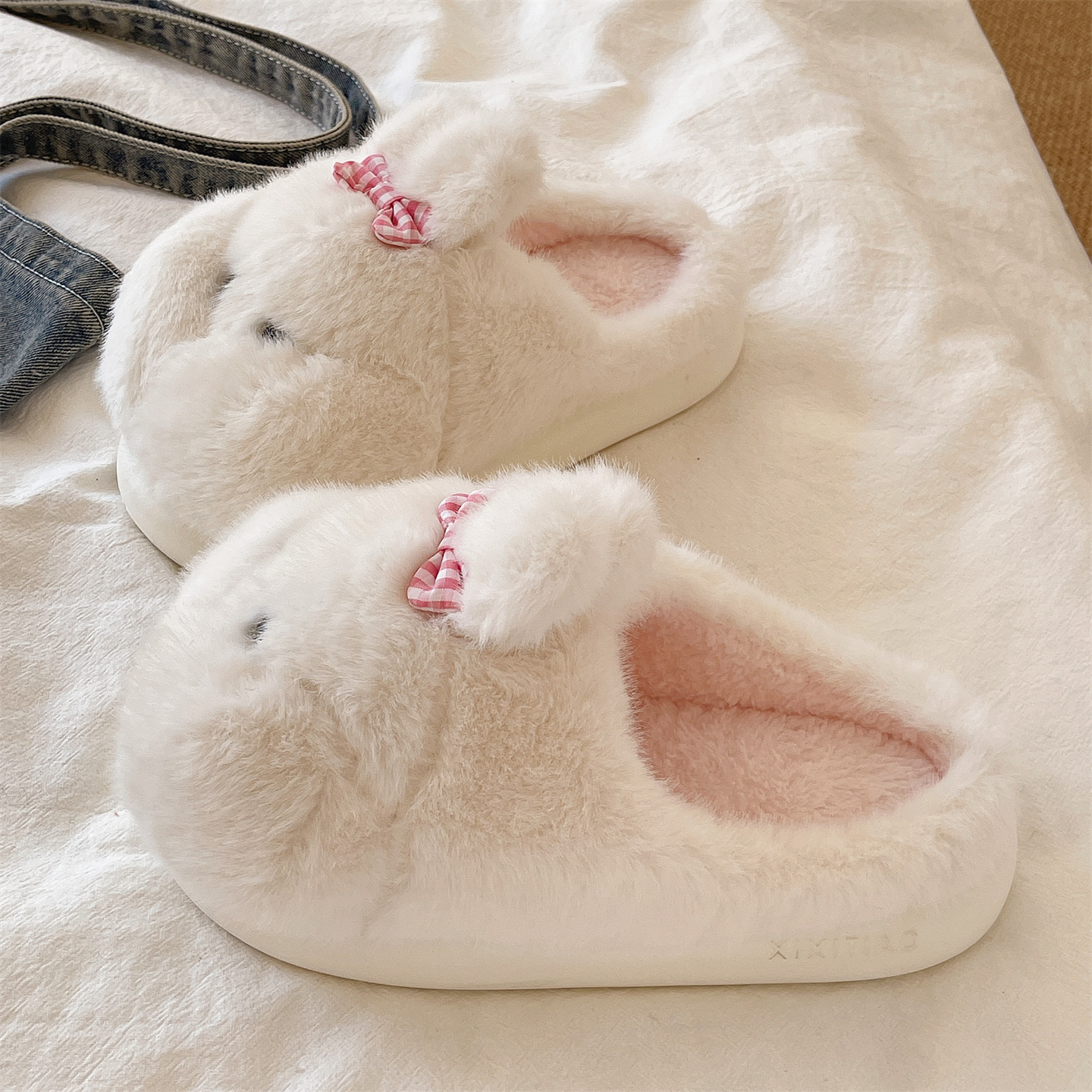 可爱蝴蝶结兔子保暖毛毛拖鞋